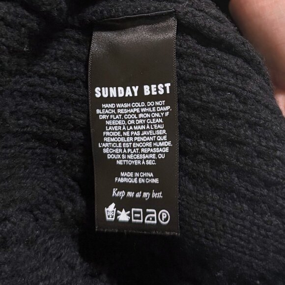 Aritzia Sunday Best Peggy Sweater - Picture 8 of 9